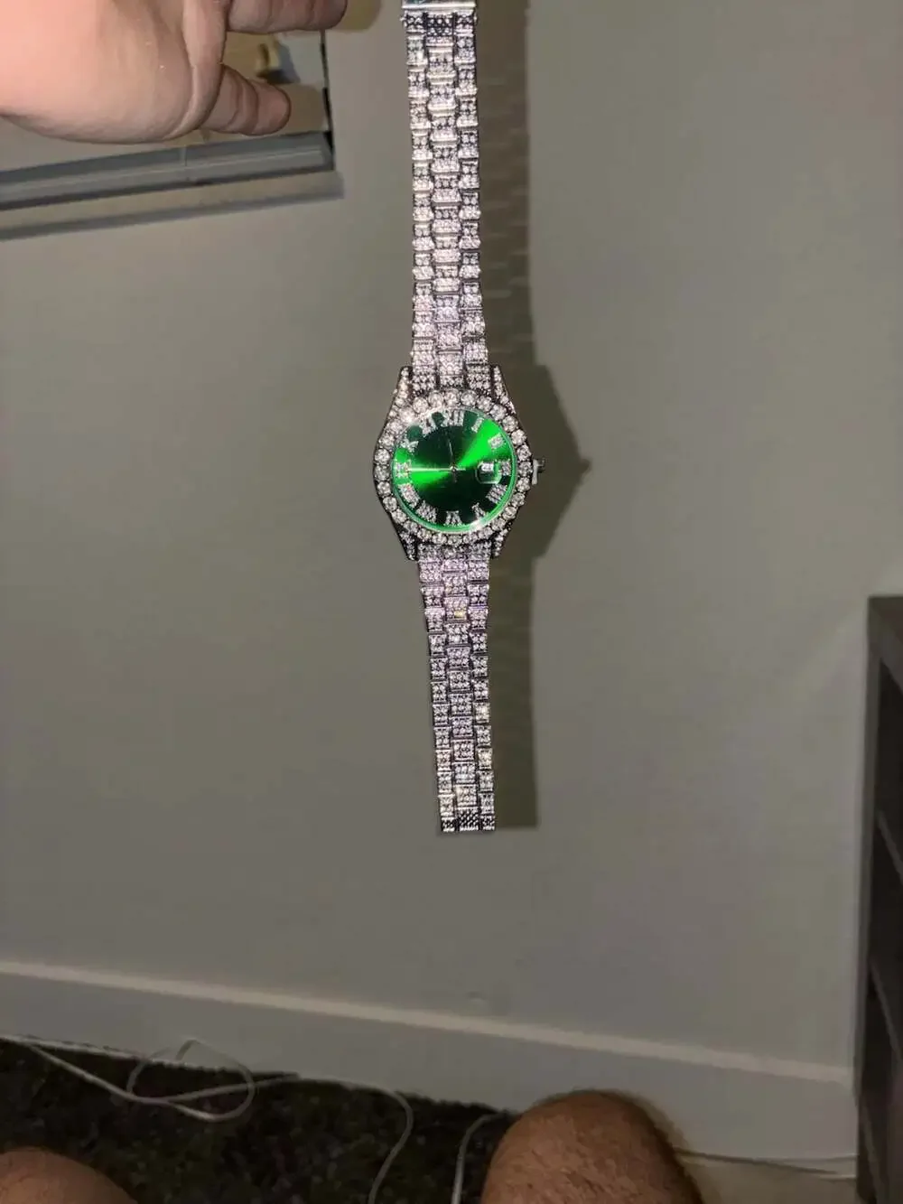 Fashion Green Dial Silver Crystal Mens Watch